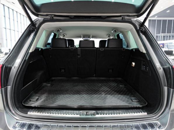 Volkswagen Touareg II Рестайлинг с пробегом 2016 года, цена 2 750 000 рублей, 246741 км, внедорожник, Автокод Объявления
