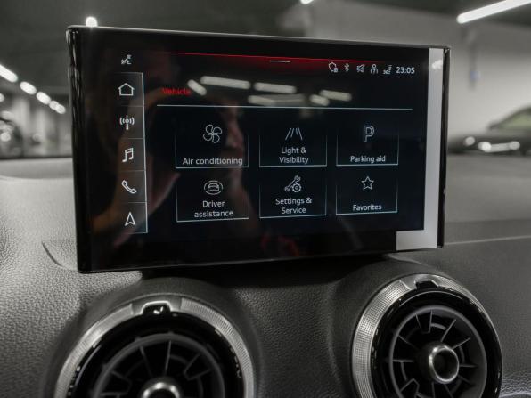 Audi Q2 I Рестайлинг с пробегом 2026 года, цена 3 700 000 рублей, 50 км, внедорожник, Автокод Объявления