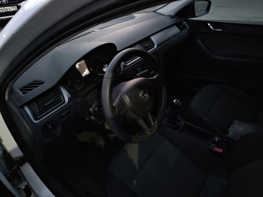 Skoda Rapid I Челябинск  - изображение 8