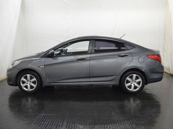 Hyundai Solaris I с пробегом 2013 года, цена 429 000 рублей, 286078 км, седан, Автокод Объявления