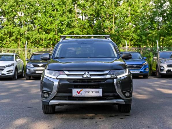 Mitsubishi Outlander III Рестайлинг 2 с пробегом 2018 года, цена 1 550 000 рублей, 220792 км, внедорожник, Автокод Объявления