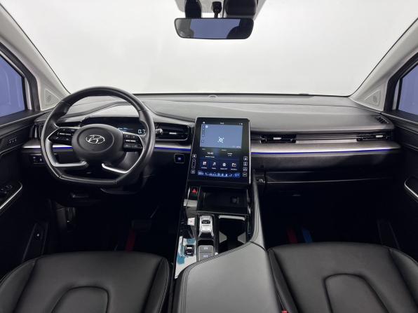 Hyundai Custo I с пробегом 2022 года, цена 3 500 000 рублей, 27118 км, минивэн, Автокод Объявления