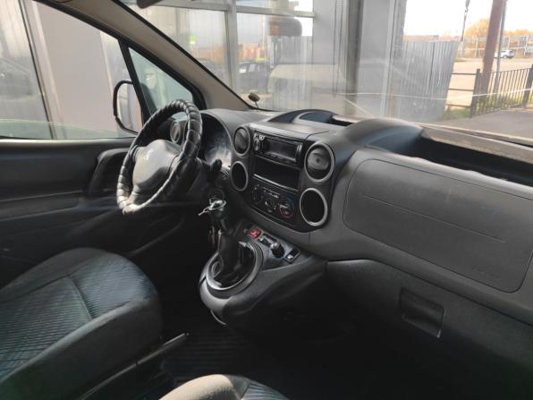 Peugeot Partner II с пробегом 2011 года, цена 409 000 рублей, 381000 км, минивэн, Автокод Объявления