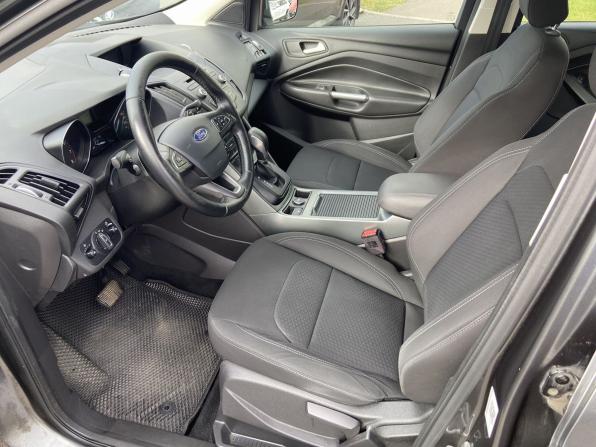 Ford Kuga II Рестайлинг с пробегом 2018 года, цена 980 000 рублей, 285000 км, внедорожник, Автокод Объявления