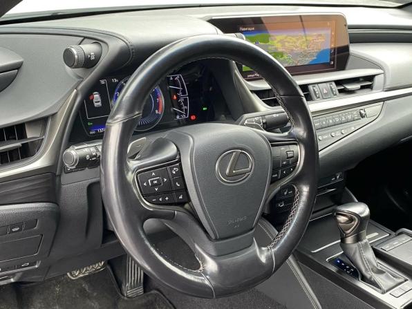 Lexus ES VII с пробегом 2020 года, цена 3 990 000 рублей, 137475 км, седан, Автокод Объявления