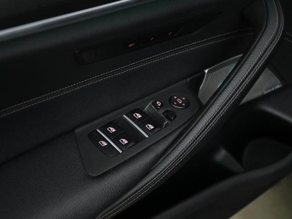 BMW 5 серии VII (G30/G31/G38) Рестайлинг с пробегом 2020 года, цена 4 358 055 рублей, 101314 км, седан, Автокод Объявления