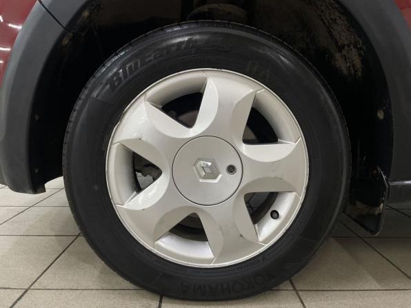 Renault Sandero I с пробегом 2013 года, цена 799 900 рублей, 83185 км, хэтчбек, Автокод Объявления