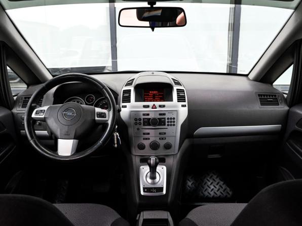 Opel Zafira B Рестайлинг с пробегом 2011 года, цена 605 000 рублей, 276000 км, компактвэн, Автокод Объявления