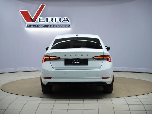 Skoda Octavia IV (A8) с пробегом 2021 года, цена 2 290 000 рублей, 127675 км, лифтбек, Автокод Объявления