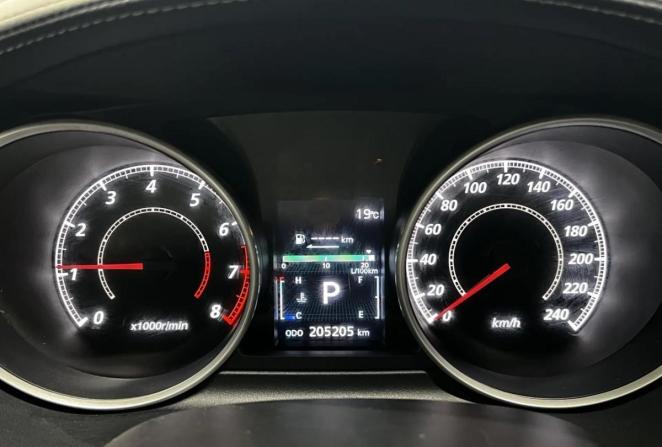 Mitsubishi Outlander III с пробегом 2012 года, цена 1 235 000 рублей, 205205 км, внедорожник, Автокод Объявления