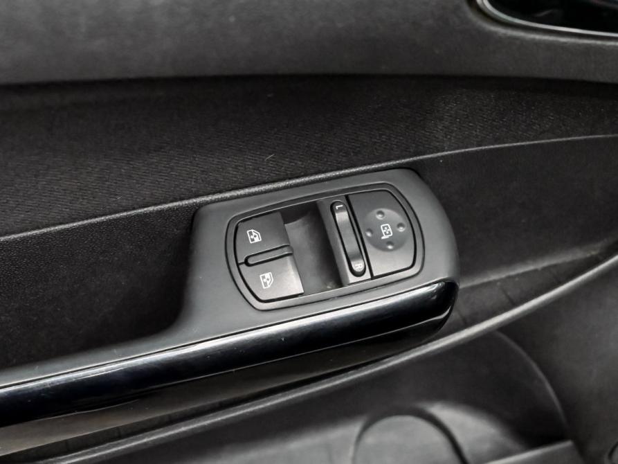 Opel Corsa D Рестайлинг II Екатеринбург  - изображение 13