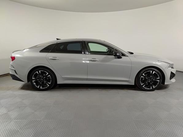 Kia K5 III с пробегом 2021 года, цена 2 790 000 рублей, 124100 км, седан, Автокод Объявления