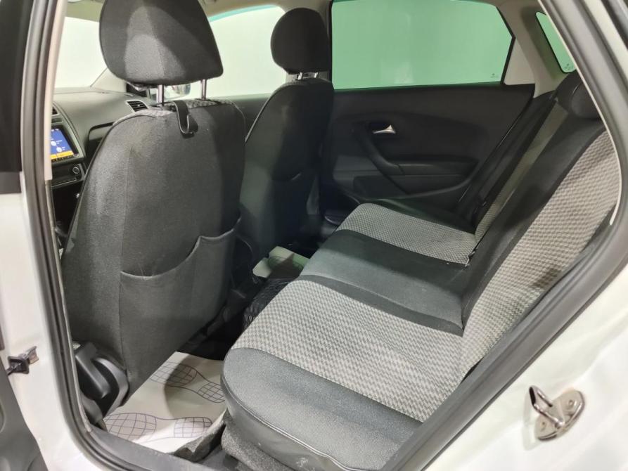 Volkswagen Polo V Рестайлинг Нижневартовск  - изображение 18