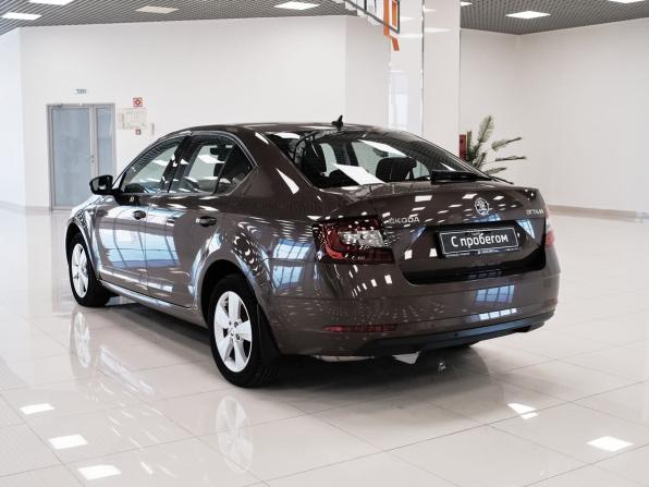 Skoda Octavia III (A7) Рестайлинг с пробегом 2019 года, цена 2 135 000 рублей, 119951 км, лифтбек, Автокод Объявления