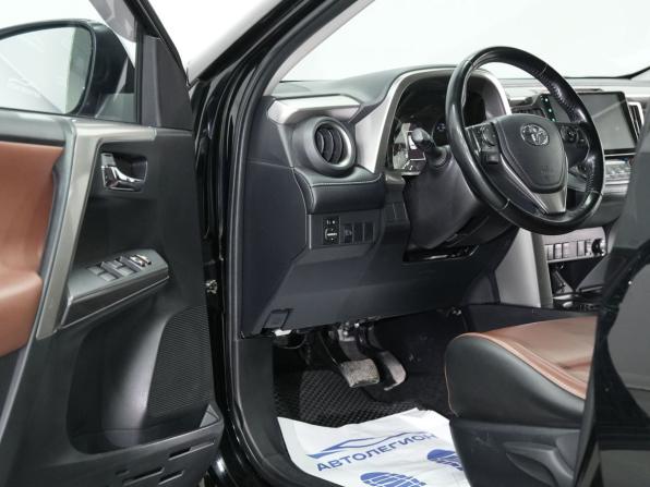 Toyota RAV4 IV (XA40) Рестайлинг с пробегом 2018 года, цена 2 780 000 рублей, 60656 км, внедорожник, Автокод Объявления