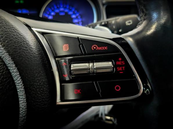 Kia Ceed III с пробегом 2020 года, цена 1 890 000 рублей, 91490 км, универсал, Автокод Объявления