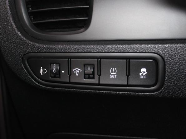 Kia Rio IV с пробегом 2018 года, цена 1 209 900 рублей, 190820 км, седан, Автокод Объявления