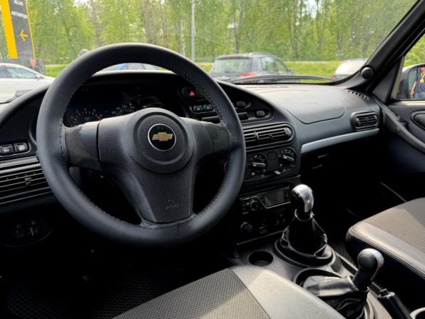 Chevrolet Niva I Рестайлинг с пробегом 2012 года, цена 520 000 рублей, 130000 км, внедорожник, Автокод Объявления