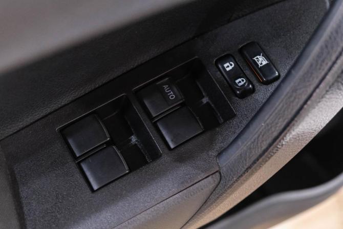 Toyota Corolla XI (E160 E170 E180) с пробегом 2013 года, цена 1 169 000 рублей, 282000 км, седан, Автокод Объявления