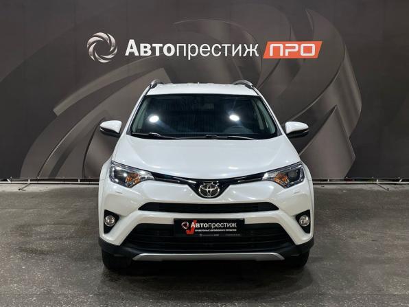 Toyota RAV4 IV (XA40) Рестайлинг с пробегом 2017 года, цена 2 240 000 рублей, 139600 км, внедорожник, Автокод Объявления