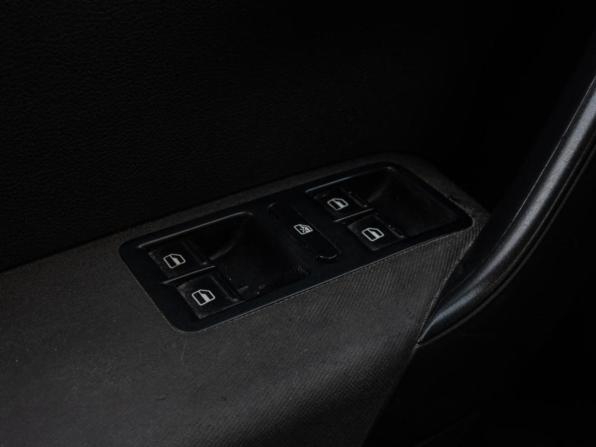 Volkswagen Polo V с пробегом 2012 года, цена 750 000 рублей, 220864 км, седан, Автокод Объявления