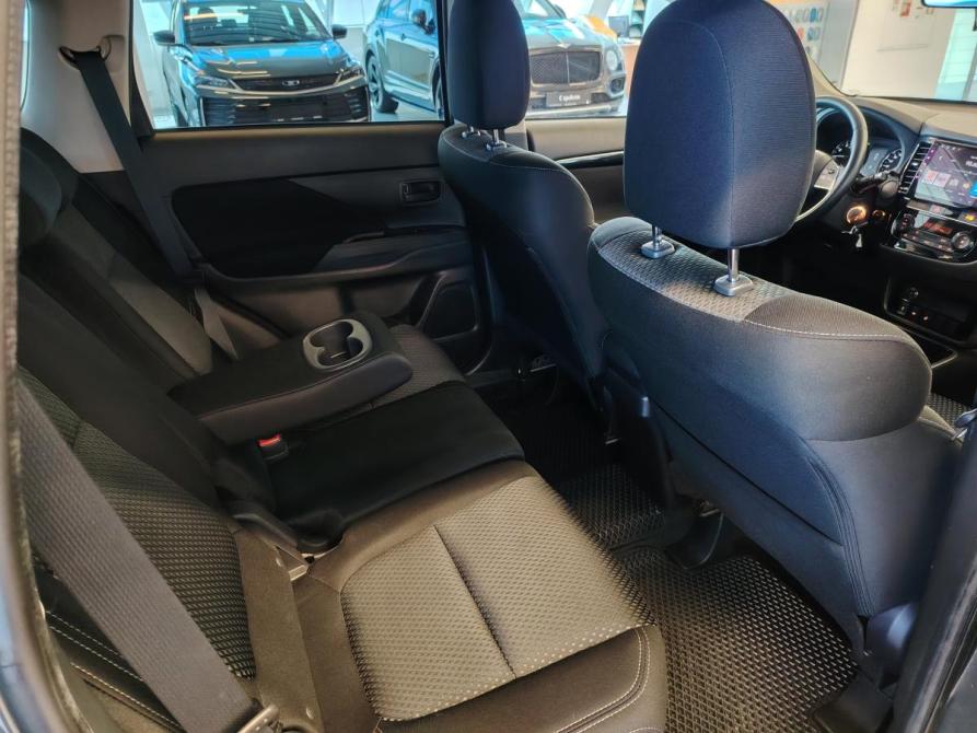 Mitsubishi Outlander III Рестайлинг 3 Санкт-Петербург  - изображение 7