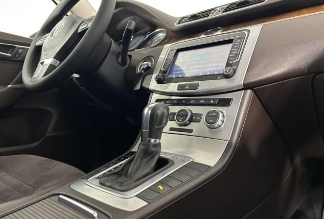 Volkswagen Passat B7 с пробегом 2013 года, цена 1 150 000 рублей, 281923 км, седан, Автокод Объявления