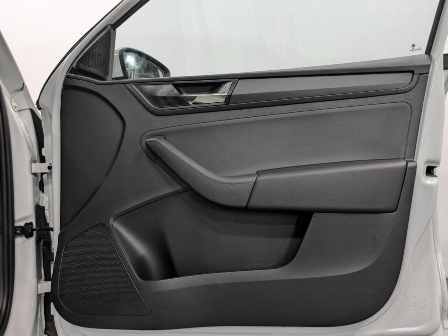 Skoda Rapid I Рестайлинг Санкт-Петербург  - изображение 24