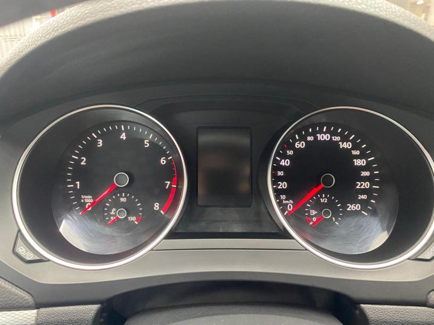 Volkswagen Jetta VI Рестайлинг Альметьевск  - изображение 17