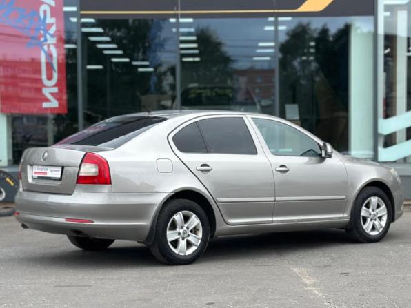 Skoda Octavia II (A5) Рестайлинг с пробегом 2013 года, цена 739 000 рублей, 235124 км, лифтбек, Автокод Объявления