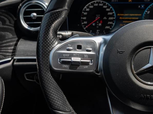 Mercedes-Benz E-Класс V (W213 S213 C238) с пробегом 2019 года, цена 3 820 000 рублей, 53178 км, седан, Автокод Объявления