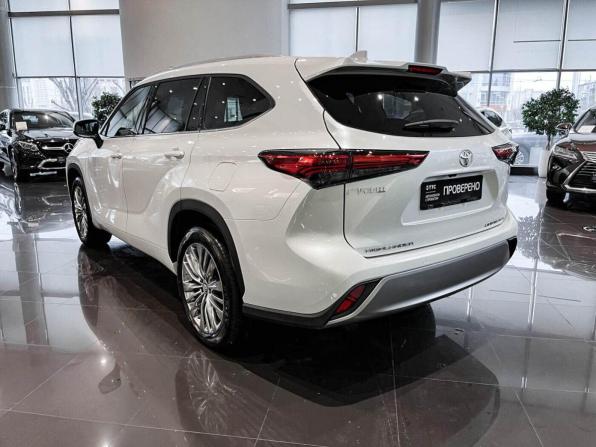 Toyota Highlander IV (XU70) с пробегом 2026 года, цена 5 700 000 рублей, 34 км, внедорожник, Автокод Объявления