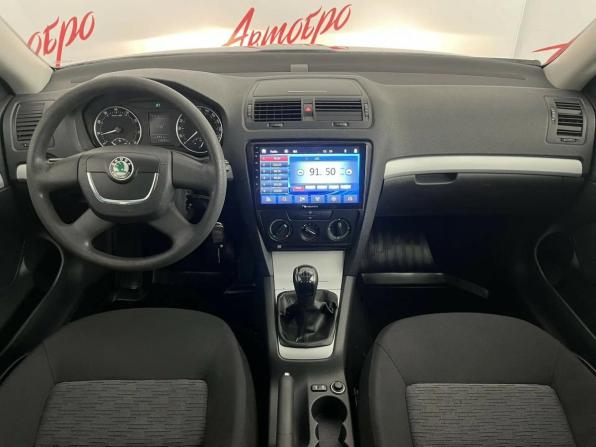 Skoda Octavia II (A5) Рестайлинг с пробегом 2009 года, цена 649 000 рублей, 142084 км, лифтбек, Автокод Объявления