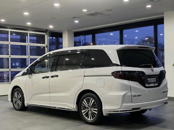 Honda Odyssey V Рестайлинг с пробегом 2017 года, цена 2 400 000 рублей, 159306 км, минивэн, Автокод Объявления