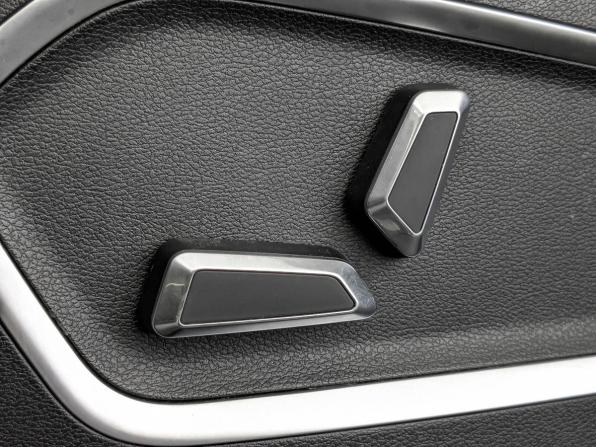 Geely Atlas Pro с пробегом 2022 года, цена 1 800 000 рублей, 97461 км, внедорожник, Автокод Объявления