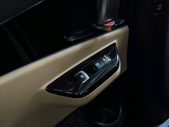 Kia Carnival IV с пробегом 2023 года, цена 4 800 000 рублей, 79228 км, минивэн, Автокод Объявления