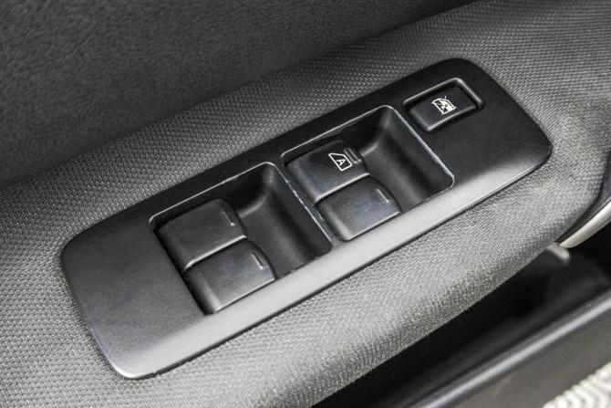 Nissan Qashqai I Рестайлинг с пробегом 2012 года, цена 1 149 000 рублей, 180000 км, внедорожник, Автокод Объявления
