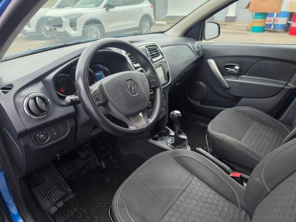 Renault Logan II с пробегом 2016 года, цена 775 000 рублей, 127975 км, седан, Автокод Объявления