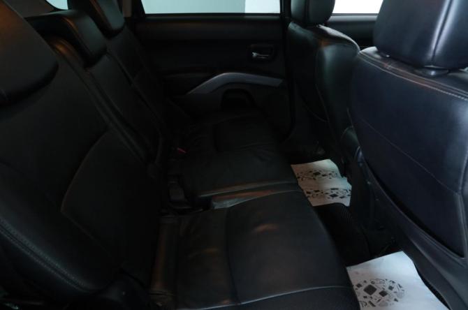 Mitsubishi Outlander II с пробегом 2006 года, цена 1 049 000 рублей, 252000 км, внедорожник, Автокод Объявления