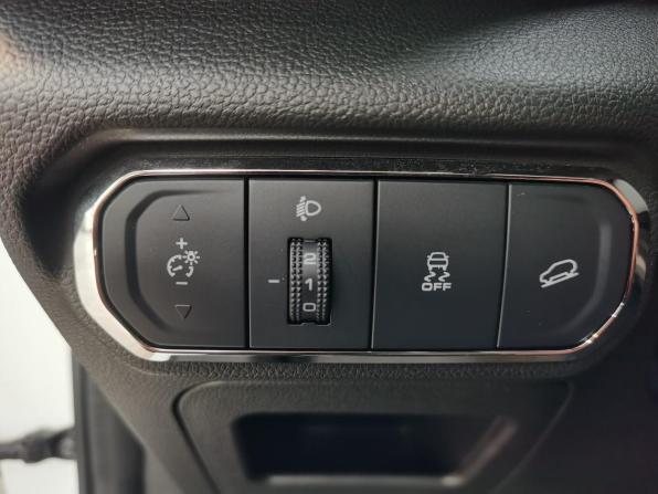 Haval Jolion I с пробегом 2023 года, цена 1 870 000 рублей, 65945 км, внедорожник, Автокод Объявления