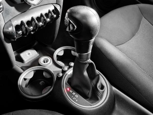 Mini Hatch II (R56) Рестайлинг с пробегом 2012 года, цена 949 000 рублей, 111076 км, хэтчбек, Автокод Объявления