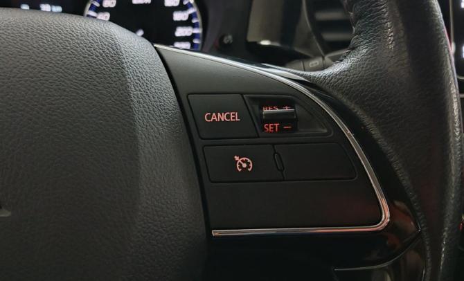 Mitsubishi Outlander III Рестайлинг 3 с пробегом 2019 года, цена 1 849 000 рублей, 132000 км, внедорожник, Автокод Объявления