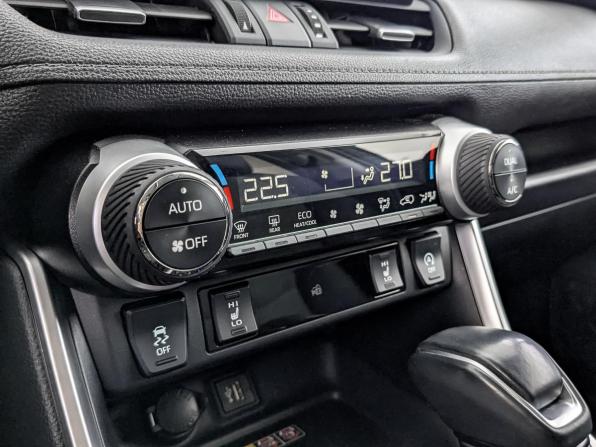 Toyota RAV4 V (XA50) с пробегом 2024 года, цена 4 040 000 рублей, 16566 км, внедорожник, Автокод Объявления