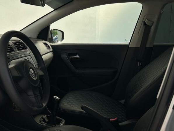 Volkswagen Polo V с пробегом 2011 года, цена 682 000 рублей, 218316 км, седан, Автокод Объявления