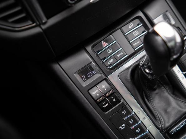 Porsche Macan I с пробегом 2016 года, цена 3 599 000 рублей, 142334 км, внедорожник, Автокод Объявления