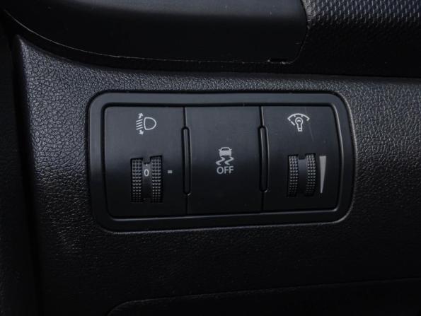 Hyundai Solaris I с пробегом 2011 года, цена 848 000 рублей, 263883 км, хэтчбек, Автокод Объявления