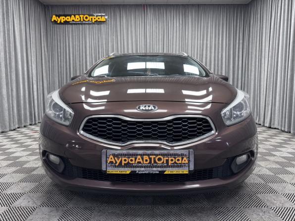 Kia Ceed II с пробегом 2014 года, цена 1 160 000 рублей, 134105 км, универсал, Автокод Объявления
