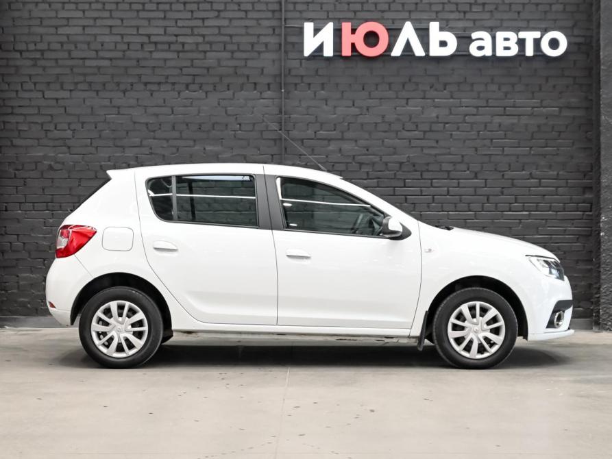 Renault Sandero II Рестайлинг Екатеринбург  - изображение 9