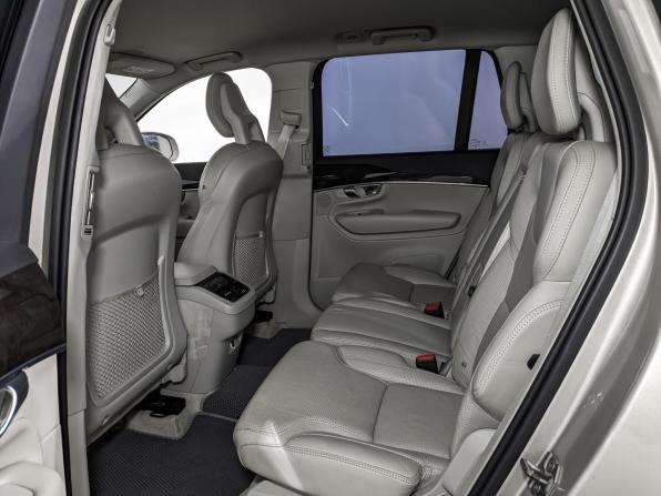 Volvo XC90 II с пробегом 2017 года, цена 3 550 000 рублей, 129857 км, внедорожник, Автокод Объявления