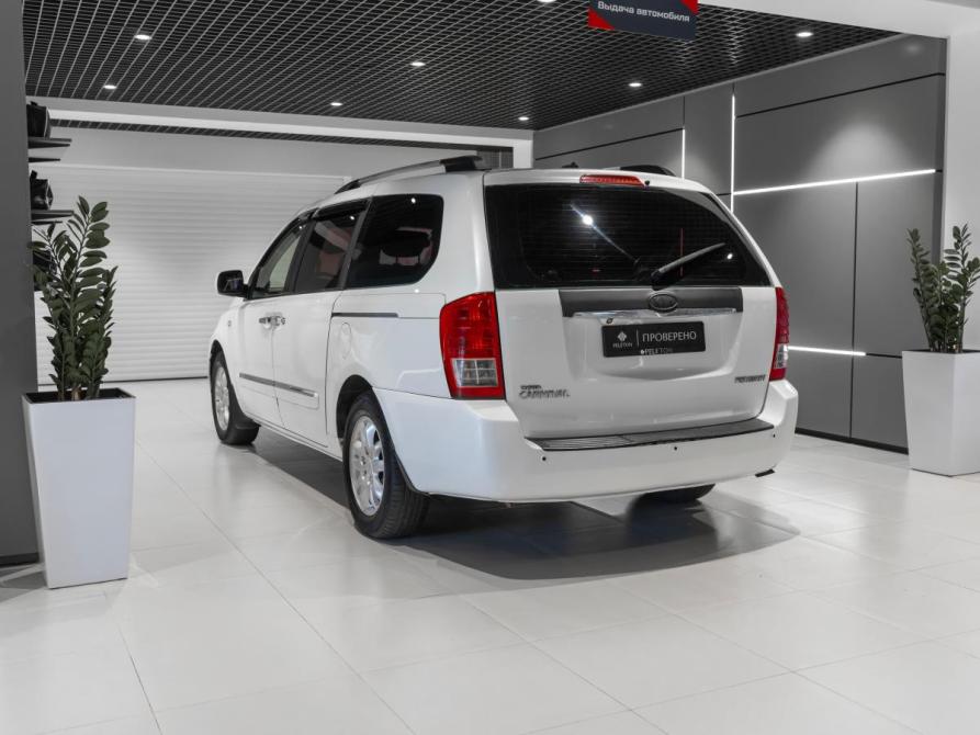 Kia Carnival II Москва  - изображение 5